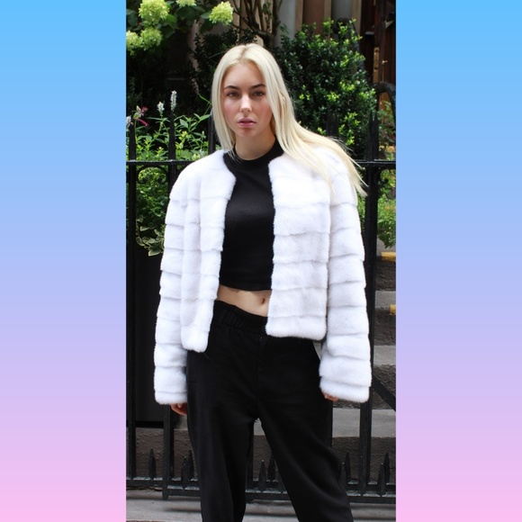 White Mink Jacket Horizontal Design - Picture 4 of 4